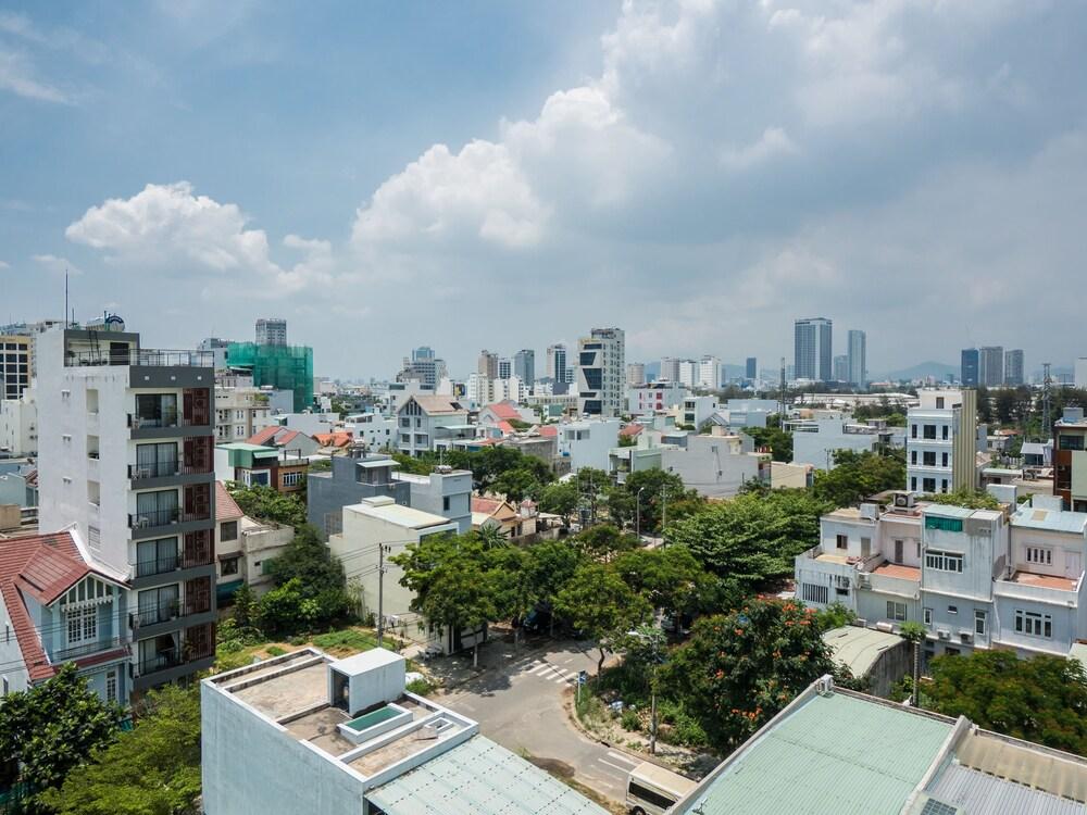 Hanoi Blue Hotel - The Water Front Da Nang Exterior photo